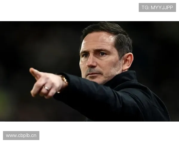 穆帅受批姆总考证蓝军新赞助商